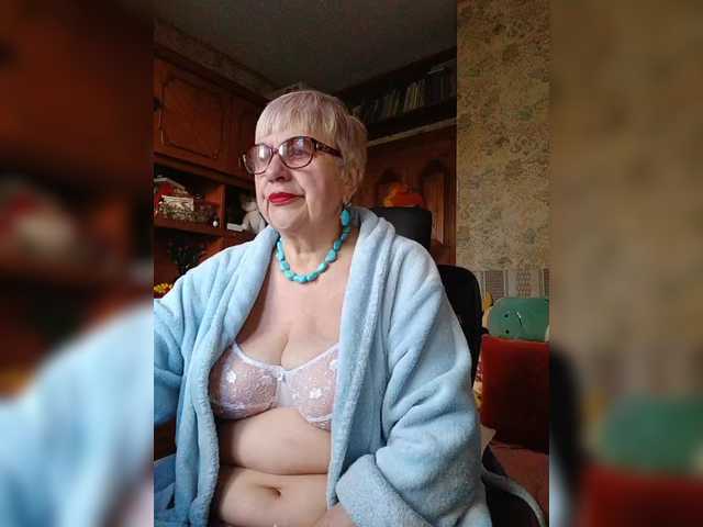 SweetCherry00's BongaCams show and profile