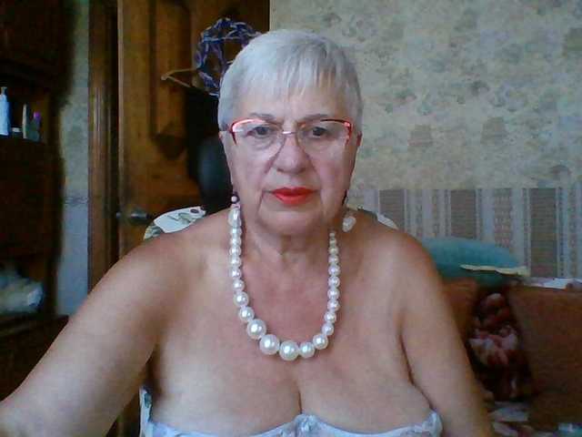 SweetCherry00 live cam on BongaCams