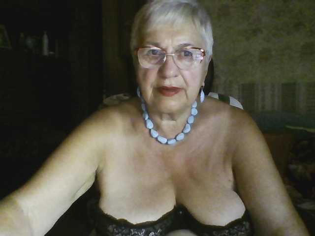 SweetCherry00 live cam on BongaCams
