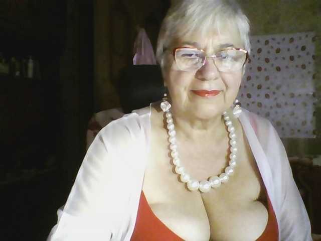 SweetCherry00 live cam on BongaCams