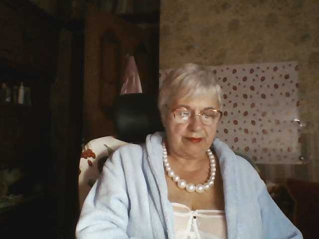 SweetCherry00 live cam on BongaCams