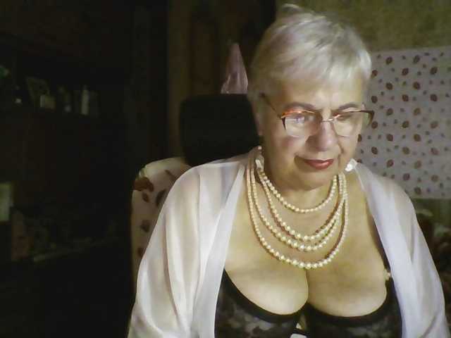 go to chat with SweetCherry00