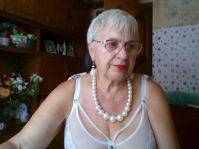 SweetCherry00 live cam on BongaCams