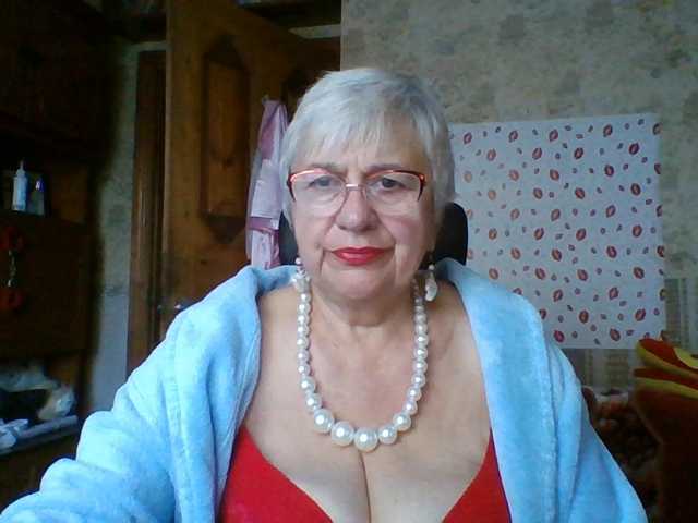 SweetCherry00 live cam on BongaCams