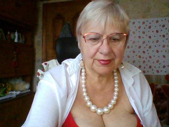 SweetCherry00 live cam on BongaCams