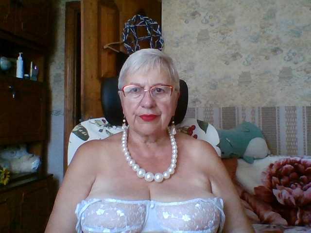 SweetCherry00 live cam on BongaCams
