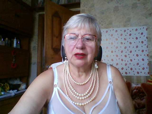 le modèle SweetCherry00 est en webcam porno dans un show sur le site bongacams, il possède les tags suivants: White/Caucasian,Blonde,Hairy