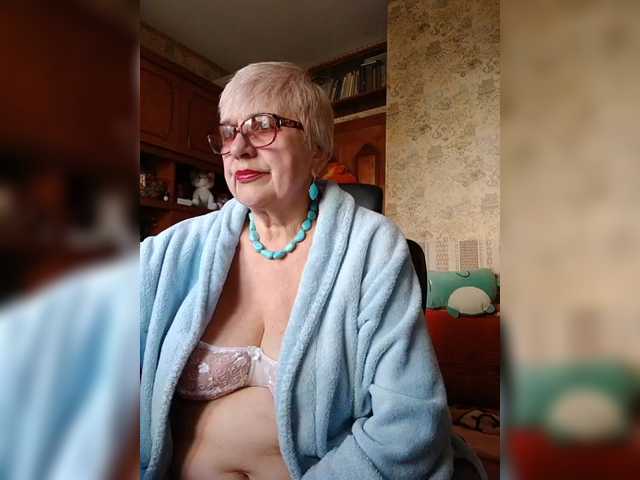 SweetCherry00's BongaCams show and profile