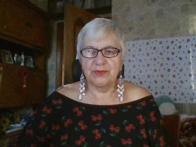 SweetCherry00 live cam on BongaCams