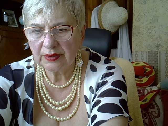 SweetCherry00 live cam on BongaCams