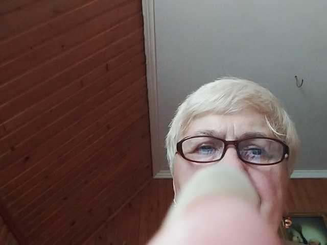 SweetCherry00 live cam on BongaCams