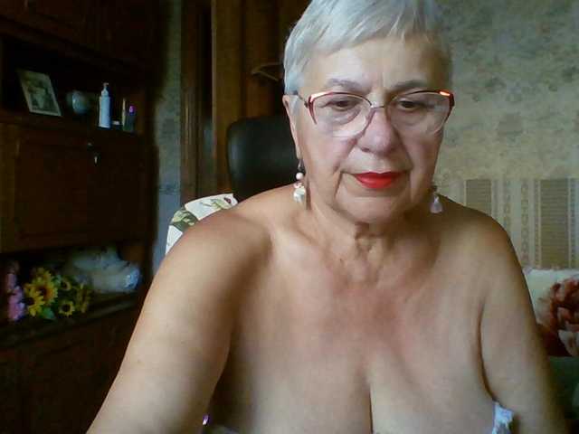 SweetCherry00 live cam on BongaCams