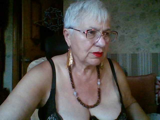 SweetCherry00 live cam on BongaCams