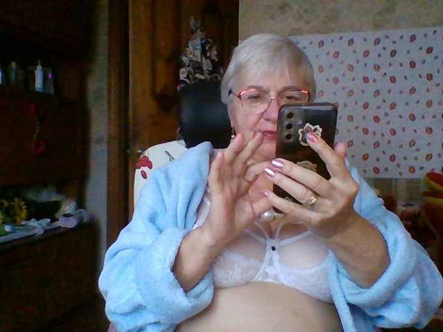 SweetCherry00, live now on BongaCams