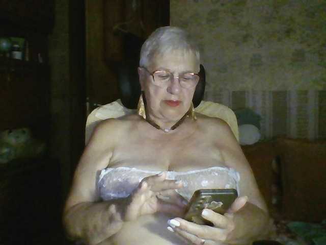 SweetCherry00 live cam on BongaCams
