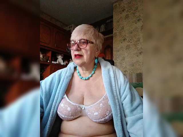 SweetCherry00's BongaCams show and profile