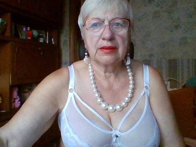 SweetCherry00 live cam on BongaCams