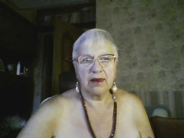 SweetCherry00 live cam on BongaCams