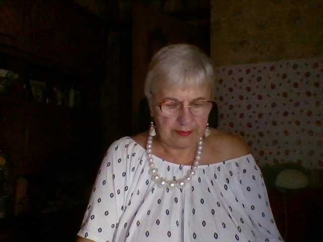 SweetCherry00 live cam on BongaCams