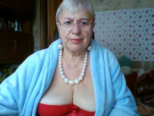 SweetCherry00 live cam on BongaCams