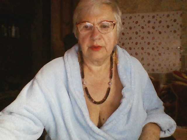 SweetCherry00, live now on BongaCams