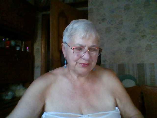 SweetCherry00 live cam on BongaCams