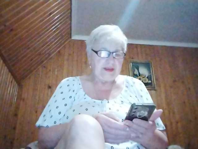 SweetCherry00 live cam on BongaCams