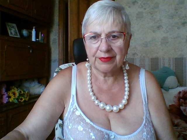 SweetCherry00 live cam on BongaCams