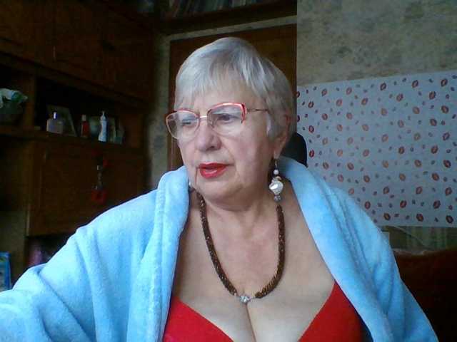 SweetCherry00 live cam on BongaCams