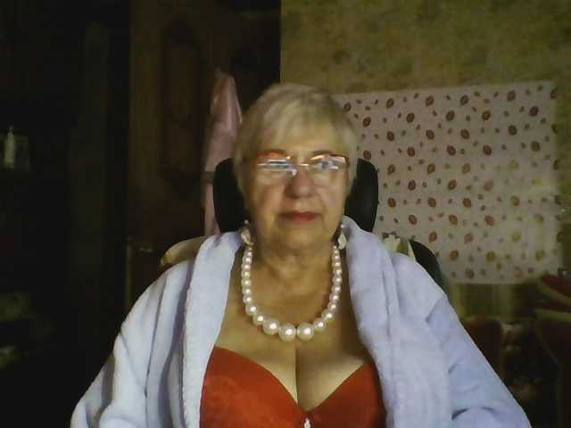 SweetCherry00 live cam on BongaCams