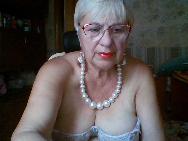 SweetCherry00 live cam on BongaCams