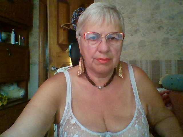 SweetCherry00 live cam on BongaCams