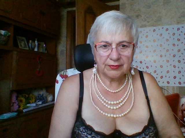SweetCherry00 live cam on BongaCams