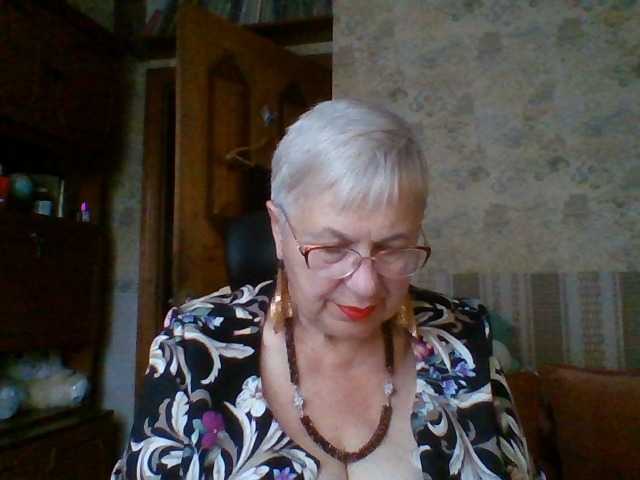 SweetCherry00 live cam on BongaCams