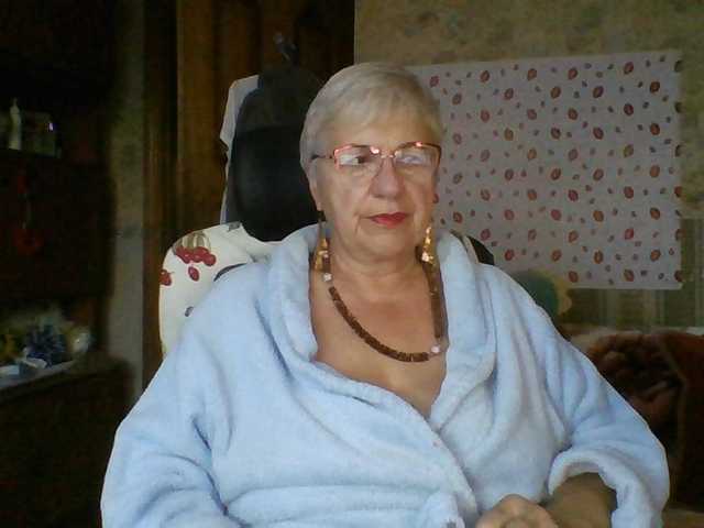 SweetCherry00 live cam on BongaCams