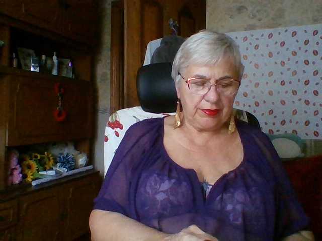 SweetCherry00 live cam on BongaCams