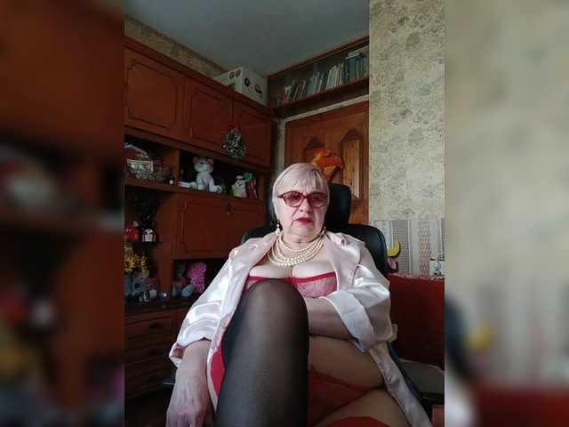 SweetCherry00's BongaCams show and profile