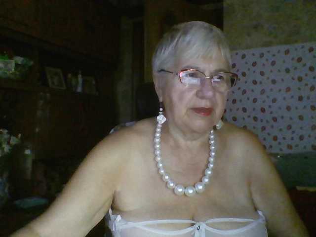 SweetCherry00 live cam on BongaCams