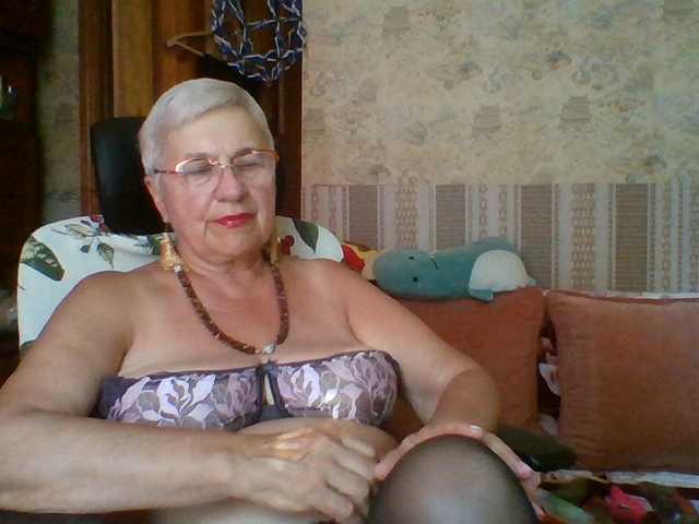 SweetCherry00 live cam on BongaCams