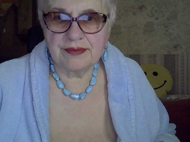 SweetCherry00's BongaCams show and profile