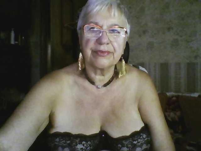 SweetCherry00 live cam on BongaCams