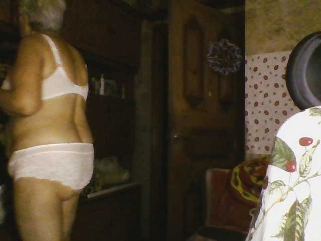 SweetCherry00 live cam on BongaCams