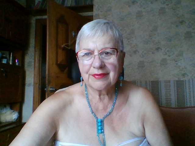 SweetCherry00 live cam on BongaCams