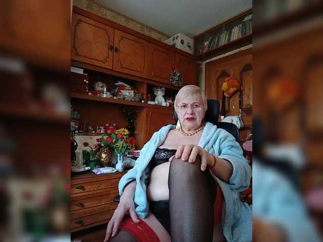 SweetCherry00's BongaCams show and profile