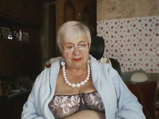 SweetCherry00 live cam on BongaCams