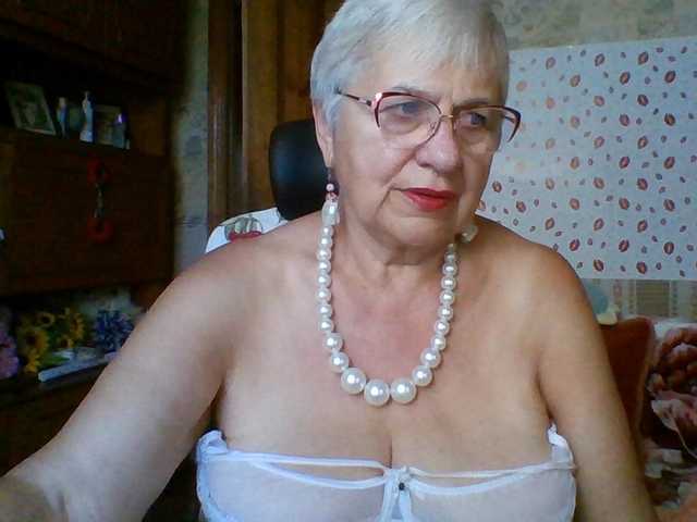 SweetCherry00 live cam on BongaCams