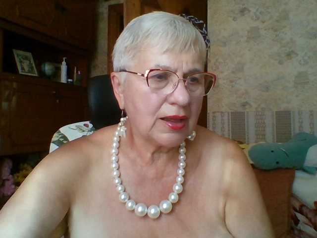 SweetCherry00 live cam on BongaCams