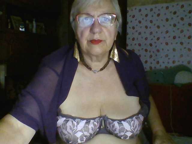 SweetCherry00 live cam on BongaCams