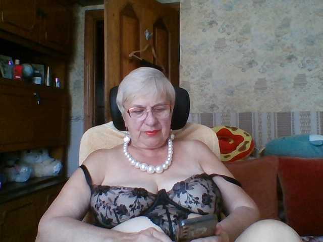 SweetCherry00 live cam on BongaCams
