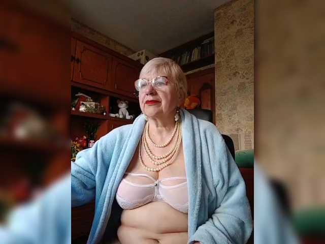 SweetCherry00's BongaCams show and profile